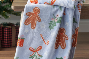 FOTO: Mekane i udobne, slatkih božićnih uzoraka, ove dekice kupujemo kao poklon ispod bora