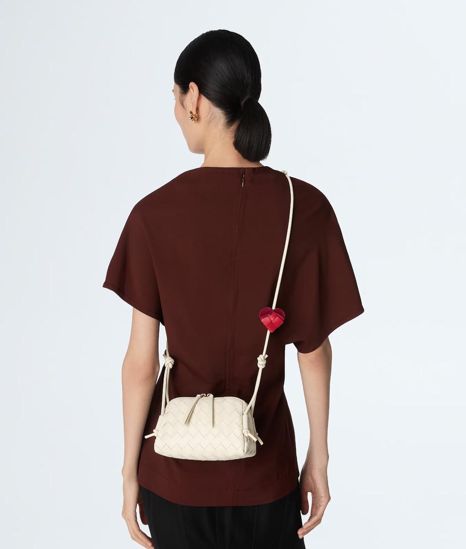  | Autor: Bottega Veneta