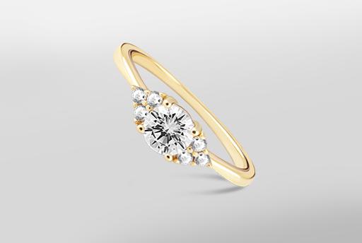 Prsten koji neće proći neprimjetno