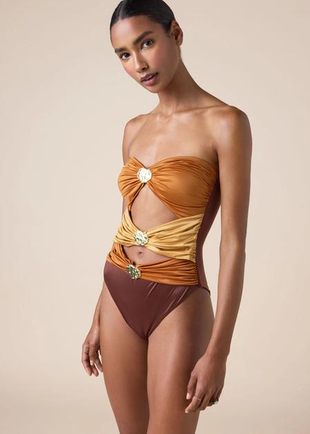 FOTO: Calzedonia sniženje ne propuštamo! Evo što kupujemo na popustima do 50%