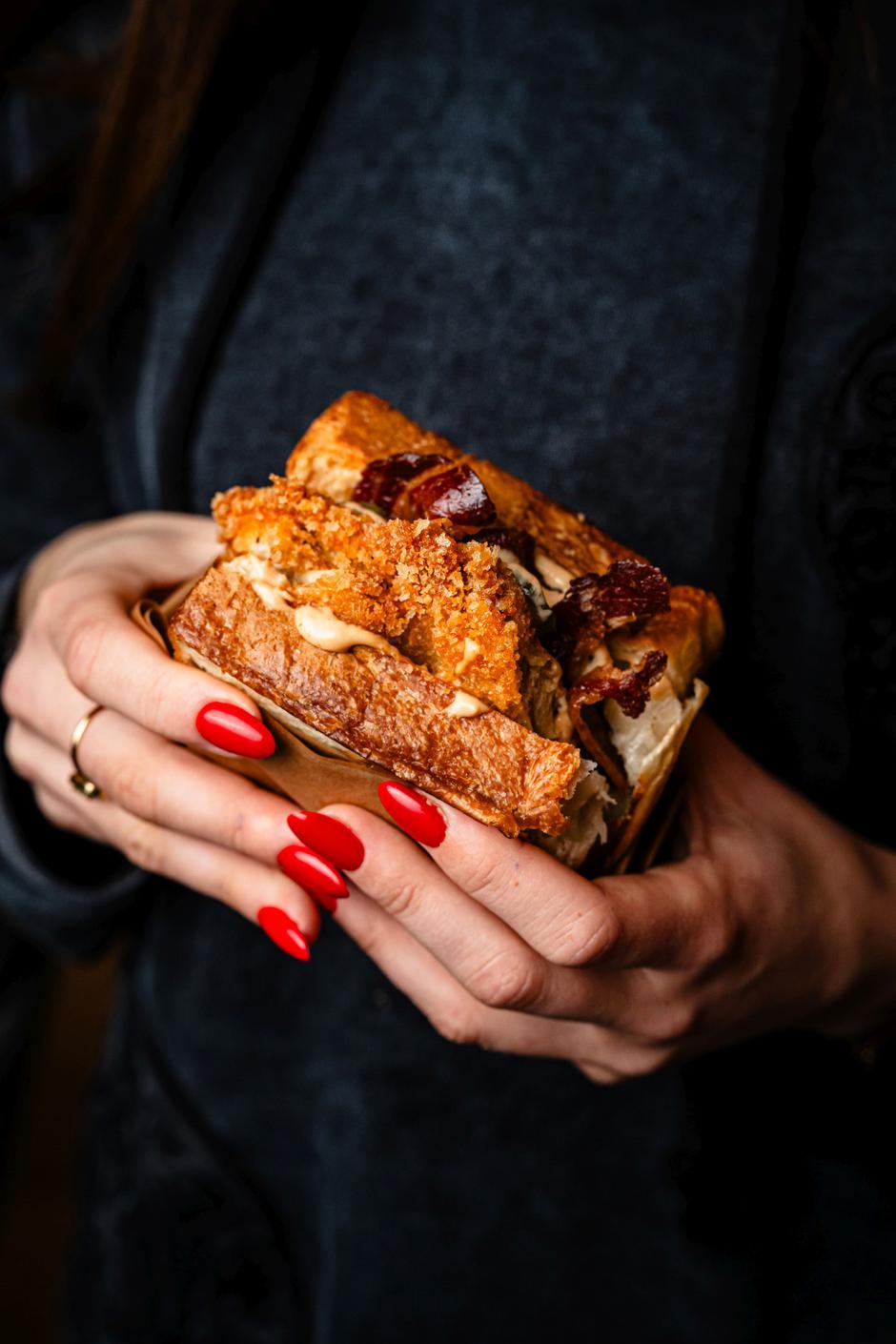  | Autor: Croque Madame Split