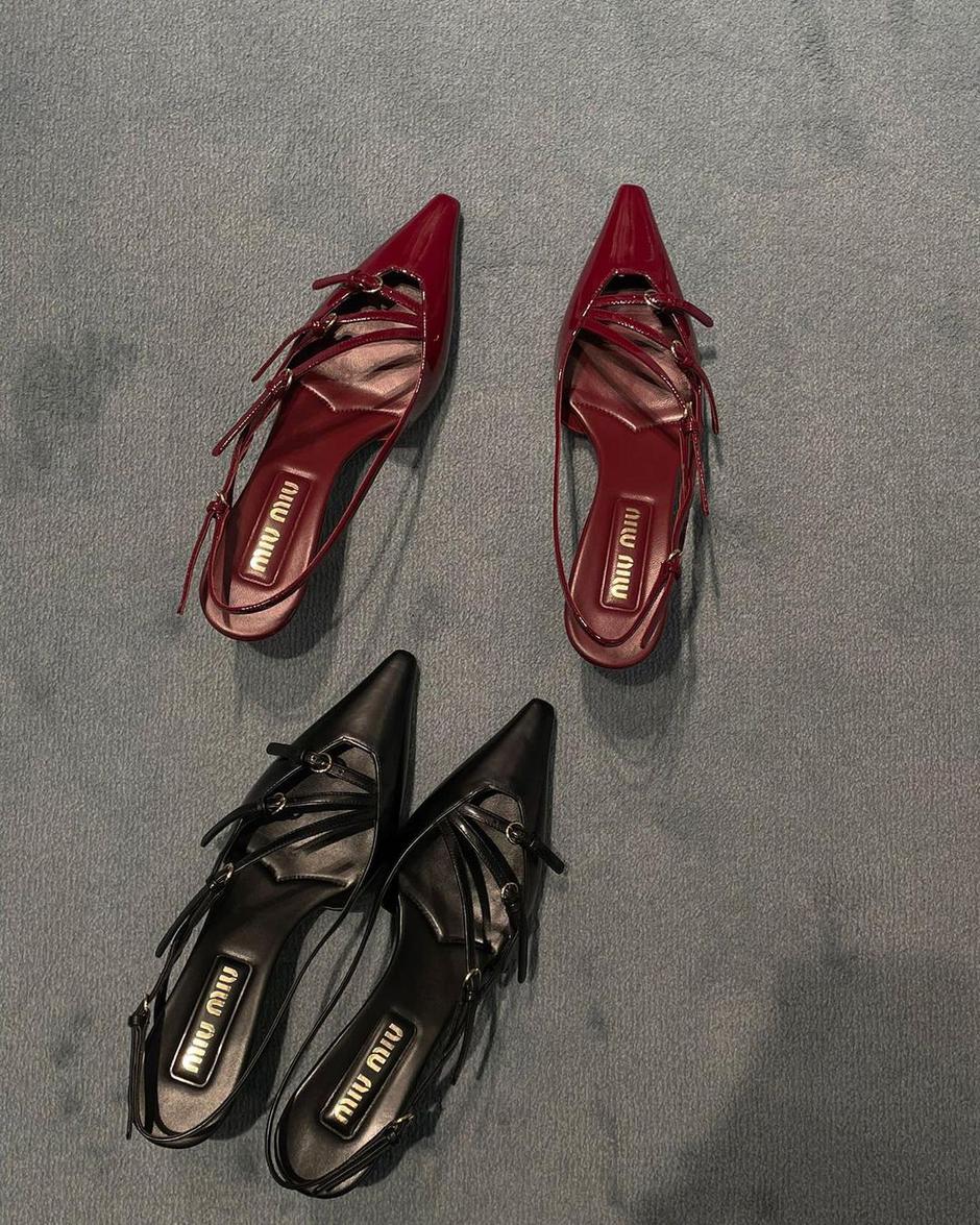 cipele s kopčama | Autor: Instagram @tash_ps