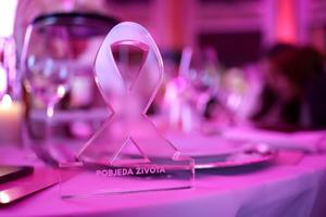 Rak dojke: PinkyPromiss već devet godina spašava živote, a njegove heroine jučer su slavile