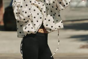 FOTO: Točkaste jakne su najveći hit ovog proljeća. Evo najljepših modela od high streeta do high enda