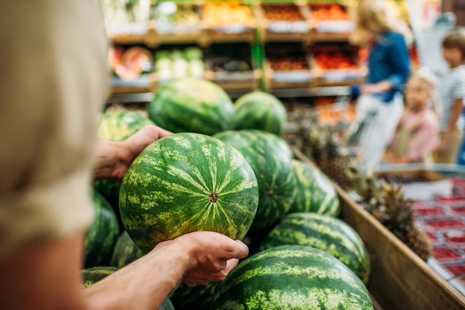 Kupnja i odabir lubenice | Autor: Shutterstock
