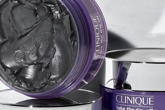 Clinique Take The Day Off Charcoal balzam za čišćenje lica
