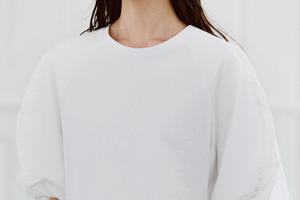 FOTO: Bijeli T-shirt je klasik. Iz Zarine ponude odabrali smo 25 bijelih majica, a svaka je posebna