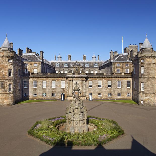 Razgledavanje privatnih prostorija kraljice Elizabete II