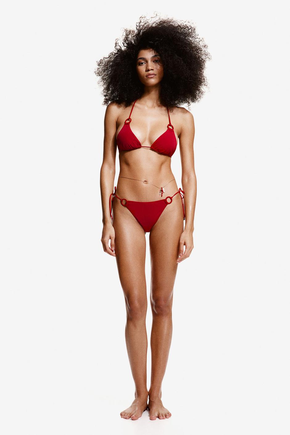 Foto: H&M, dvodijelni crveni kupaći kostim (15,99 eura) | Autor: 