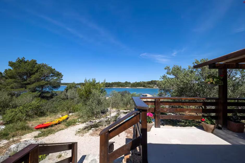  | Autor: Airbnb/Robinson house 'La Vida'