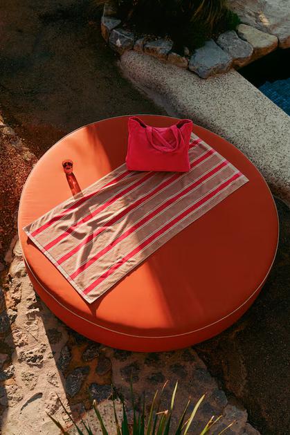 FOTO: Traversa nudi najveselije, Benetton najkvalitetnije, a Sinsay najpovoljnije: pronašli smo najljepše ručnike za plažu