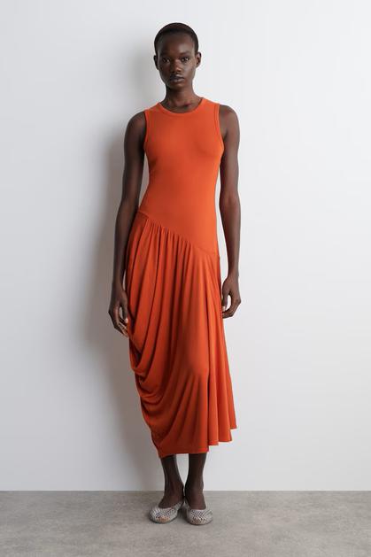 FOTO: Ne moraš voljeti pumpkin spice latte da bi voljela narančastu, evo najboljih komada u ovoj boji