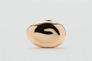 FOTO: Malene, ali moćne, ove torbe postaju glavne zvijezde naših svečanih outfita