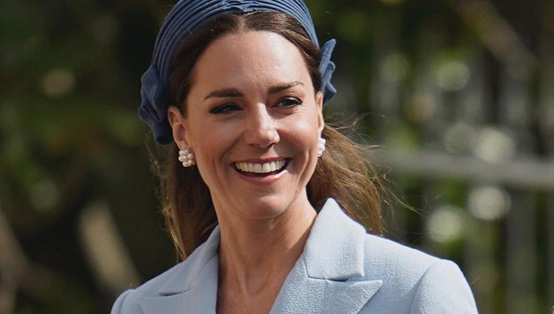 Kate Middleton svojim je kombinacijama često odala počast princezi Diani noseći slične komade