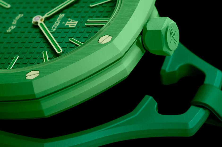  | Autor: Swatch / Audemars Piguet