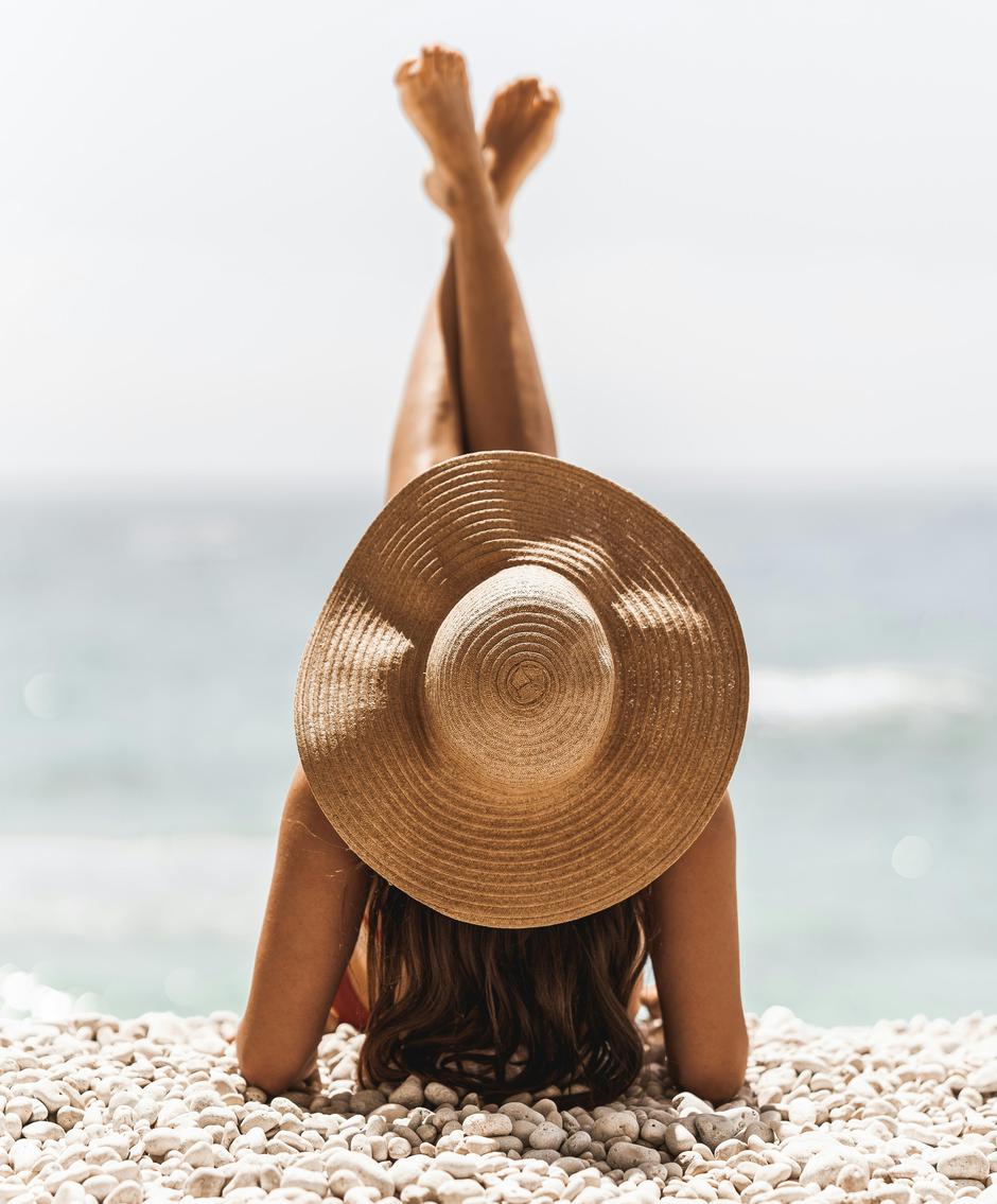 Mitovi o sunčanju | Autor: Unsplash/Jason Mavrommatis