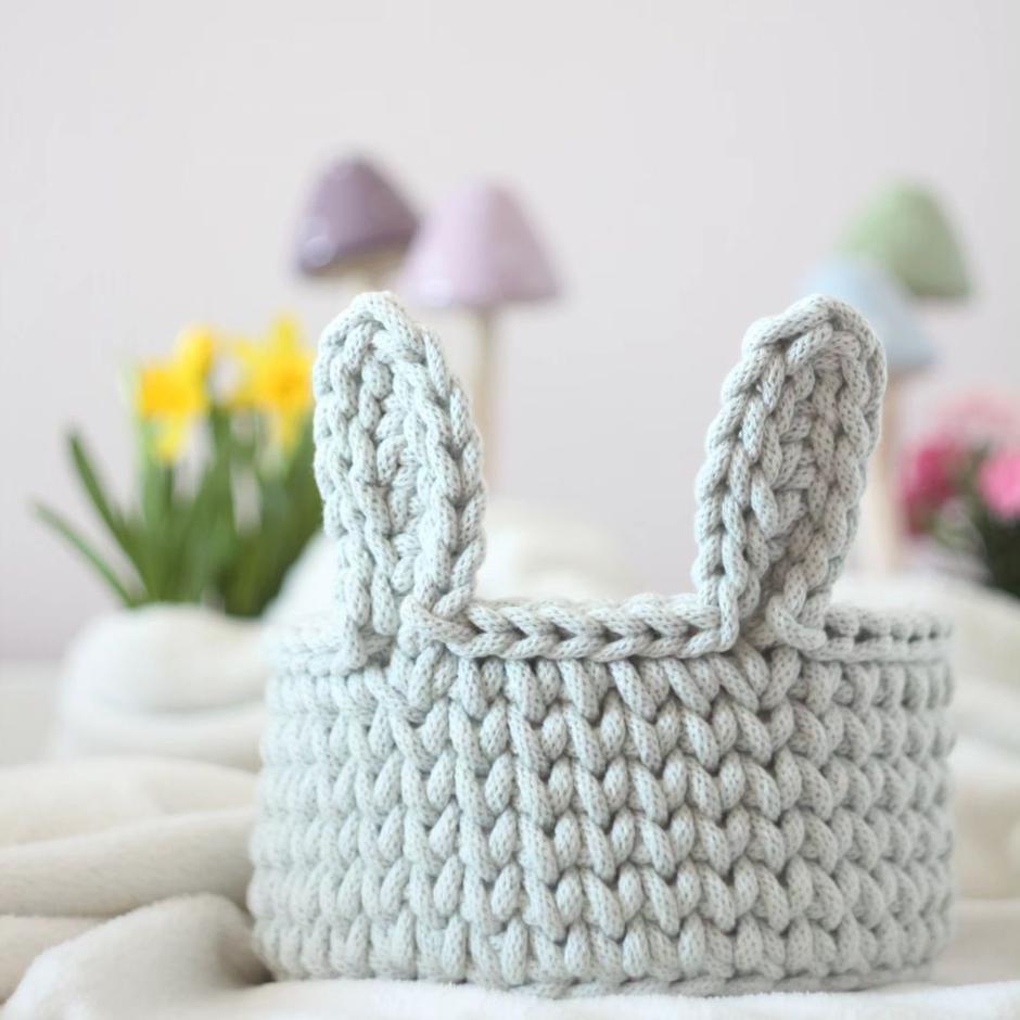 Foto: Instagram @marie_theres_crochet, bijela zečić košara | Autor: Instagram @marie_theres_crochet