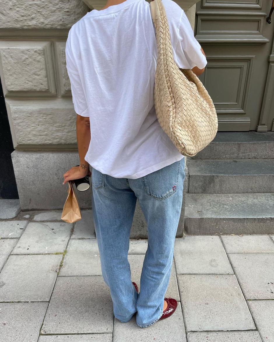 crvene cipele | Autor: Instagram @matildadjerf
