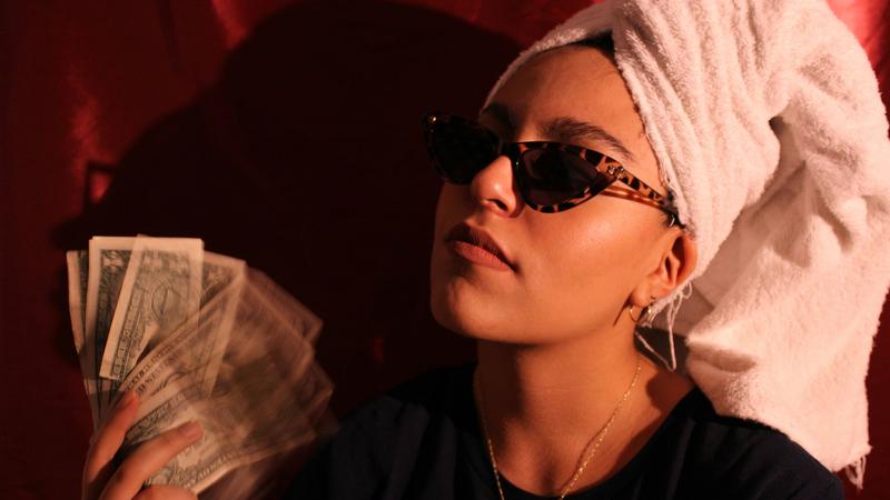 Ova 3 horoskopska znaka stalno razmi&scaron;ljaju o novcu, va&zcaron;no im je imati pune d&zcaron;epove