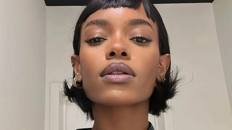 Jo&scaron; jedan od trendova kose je "vampirska frizura". Izgleda puno ljep&scaron;e nego &scaron;to zvu&ccaron;i. Pogledaj 10 primjera