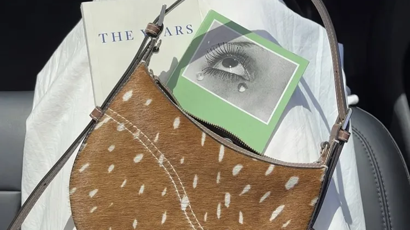 Nakon jakni, bundica i manikura, preslatki Bambi uzorak samouvjereno osvaja i svijet torbica