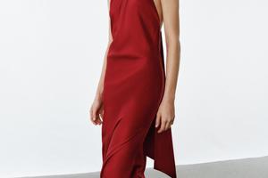 FOTO: Satenske haljine uvijek će biti elegantne. Evo najljepših modela iz ponude