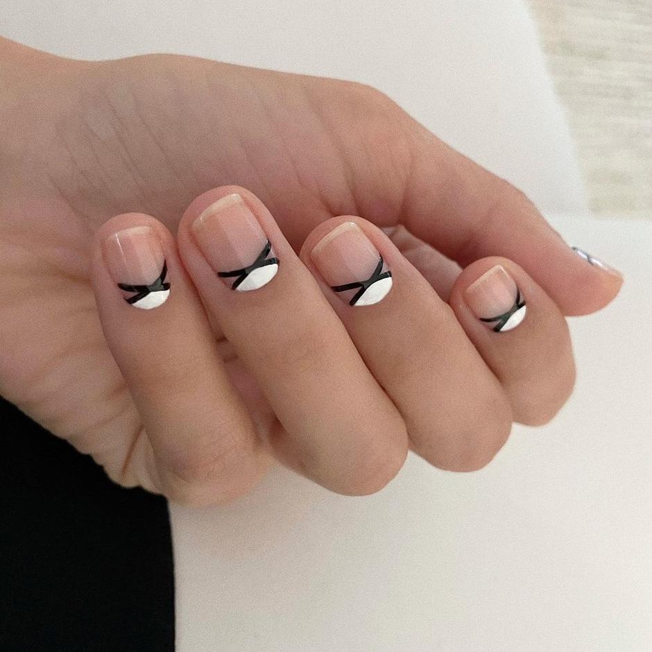 smoking nokti | Autor: Instagram @betina_goldstein