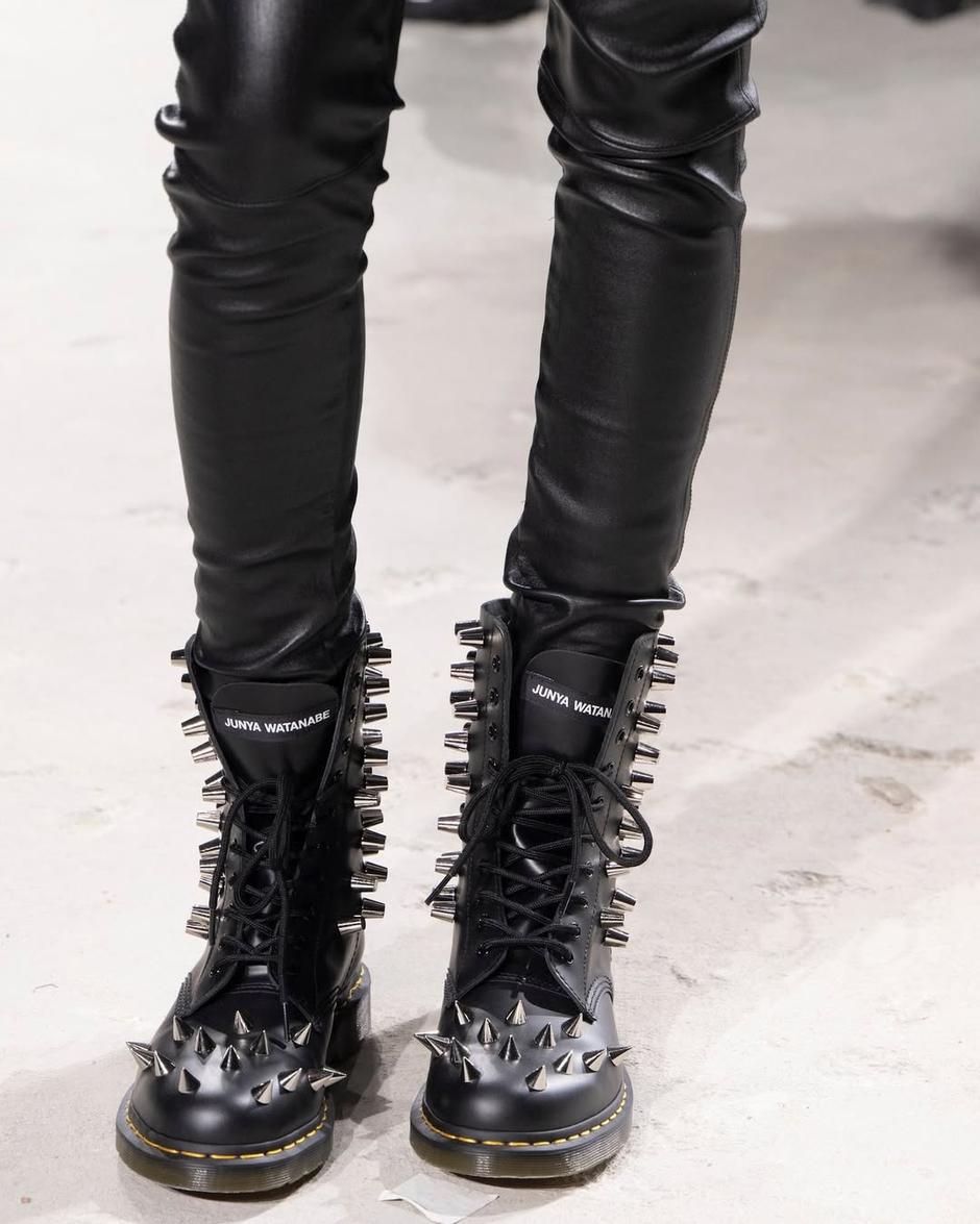  | Autor: Junya Watanabe