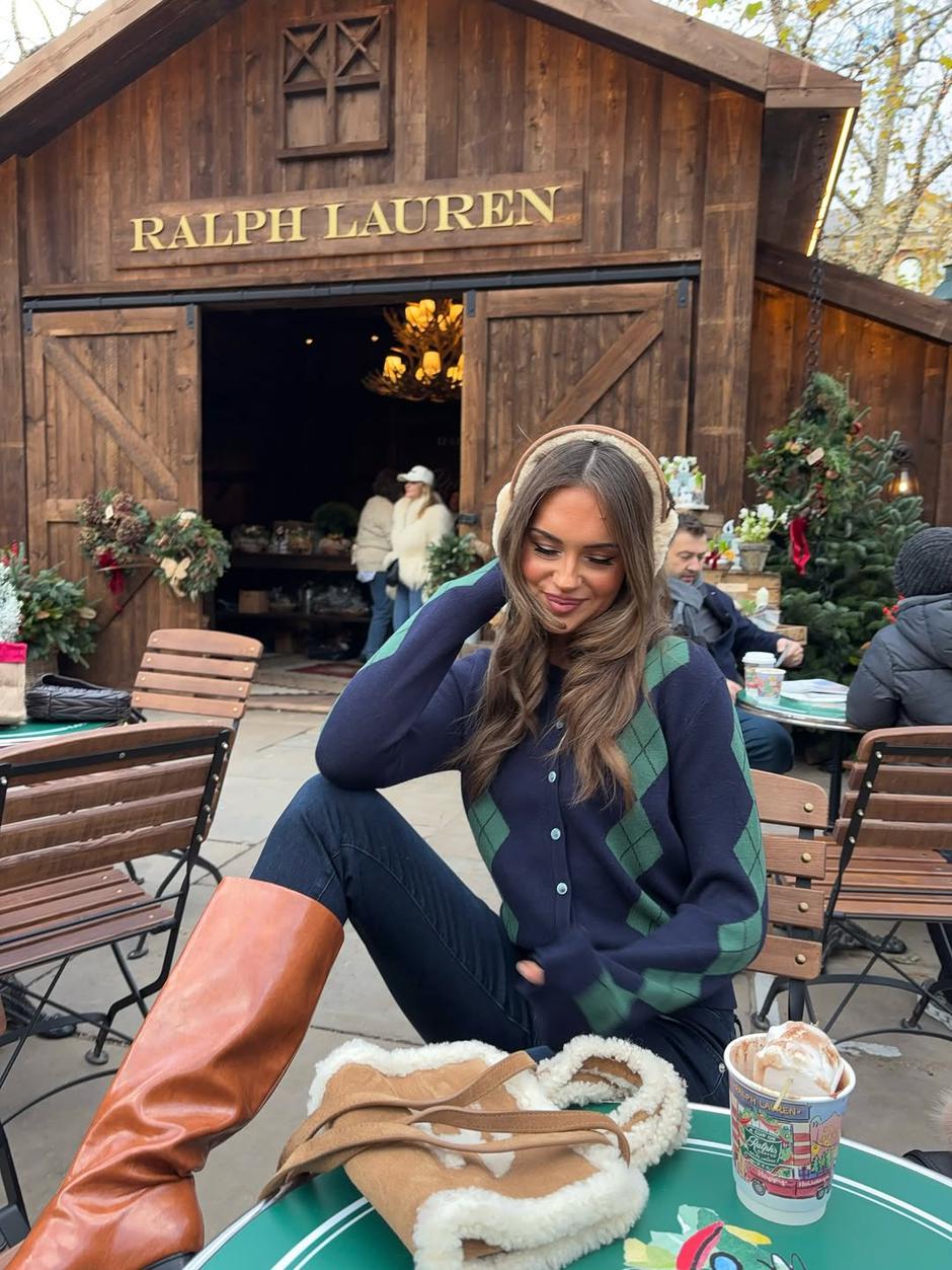  | Autor: Instagram @bellastovey