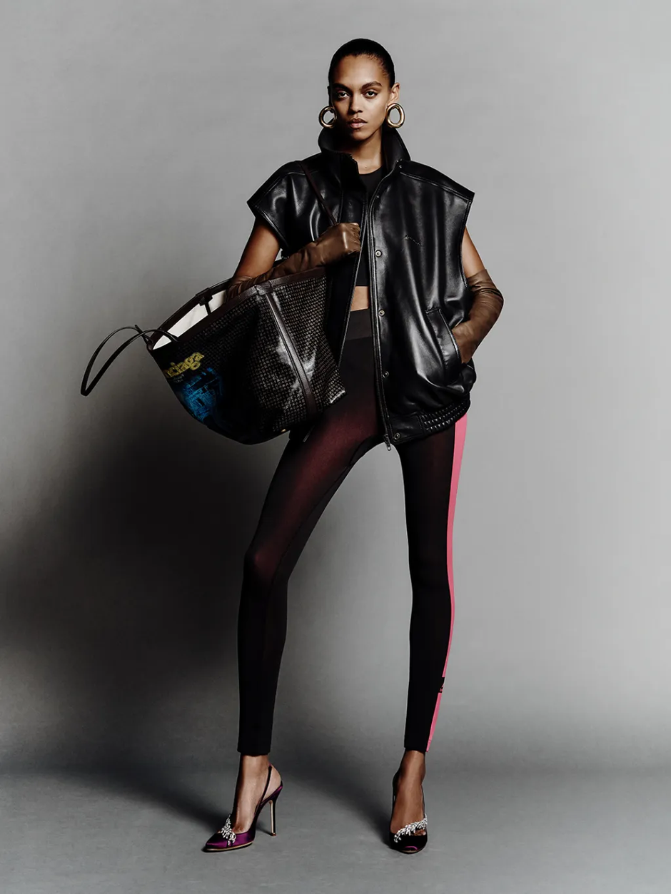  | Autor: Balenciaga x Manolo Blahnik