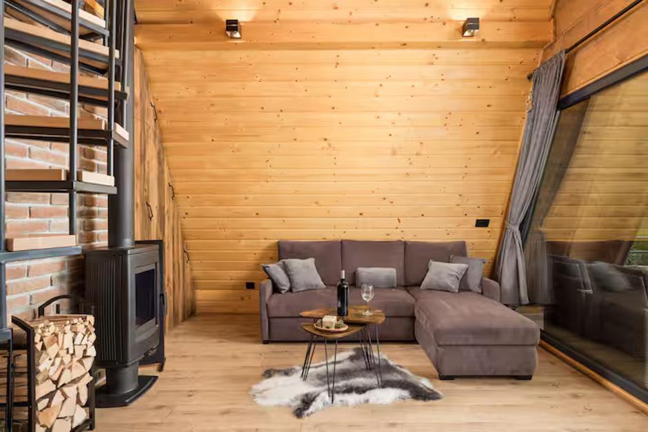  | Autor: Airbnb/Gorska bajka – Holiday Home & SPA Tisa