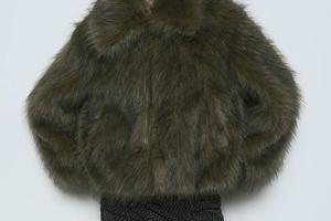 Drugi krug Reserved sniženja se ne propušta! O ovim smo jaknama, trenirkama, puloverima pisali cijelu zimu