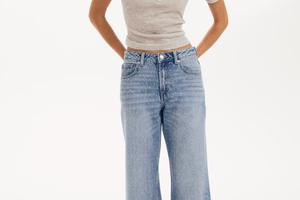 FOTO: Nisi za haljine od šljokica? Evo najboljih traperica sa šljokicama koje nosimo za blagdane