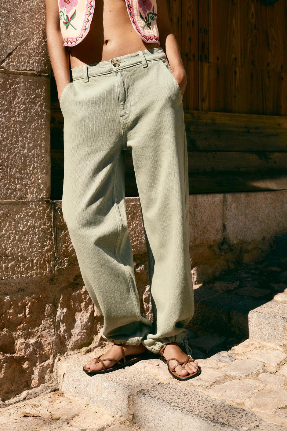 Foto: Zara, hlače (prije 25,95 - sada 15,99 eura) | Autor: Zara