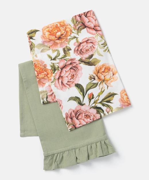 FOTO: Svo posuđe u Pepcu je procvalo, čak su i noževi na cvjetiće. Proljeće je već stiglo, izgleda