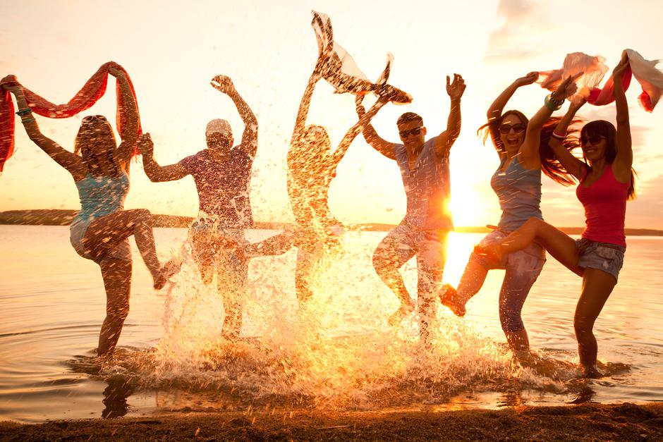 Sretni ljudi | Autor: Shutterstock