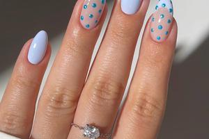 FOTO: Točkice su sletjele i na naše nokte, evo najljepših točkastih manikura