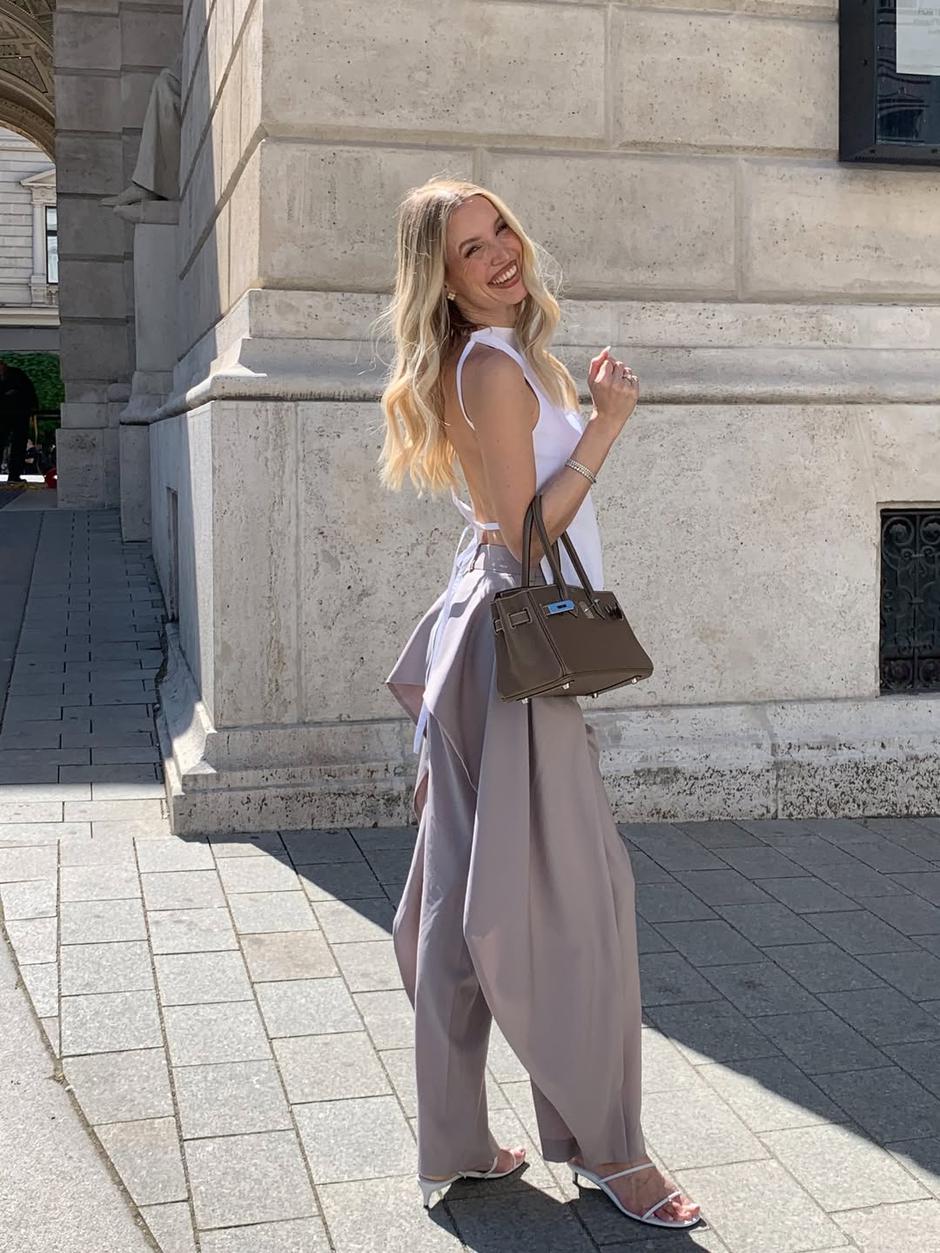  | Autor: Instagram @leoniehanne