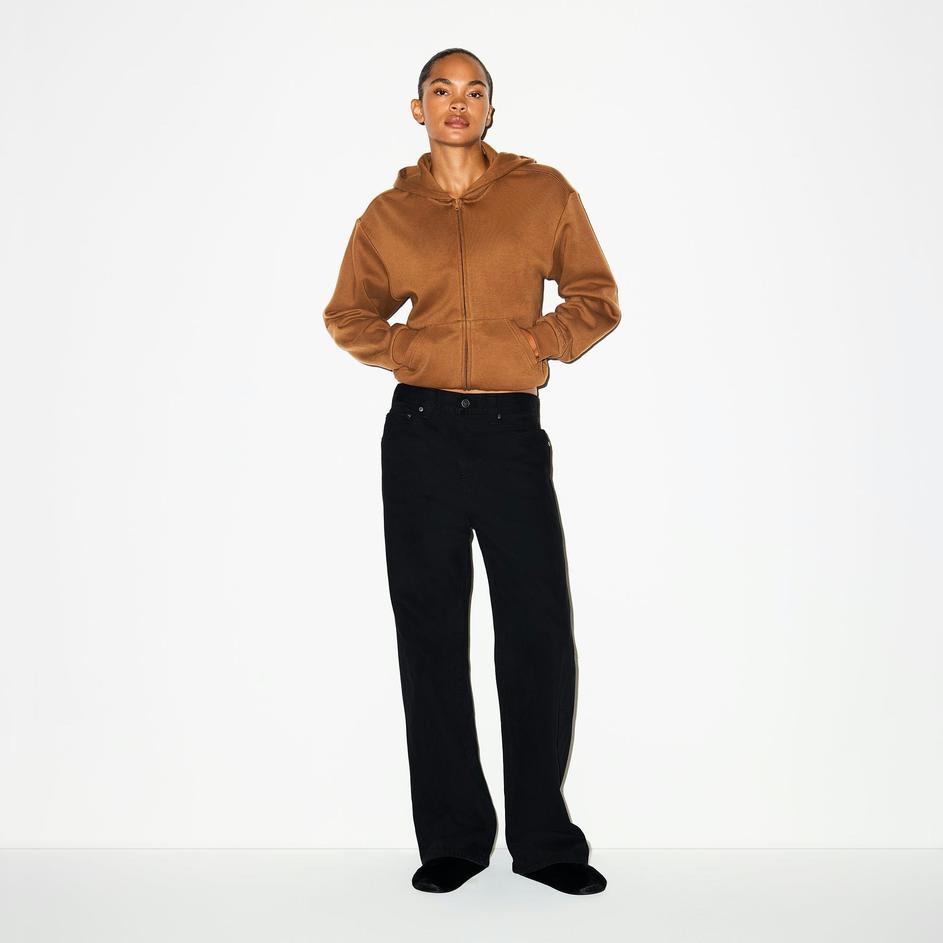 FOTO: Sada je vrijeme za kupiti shapewear, trenirke, donje rublje... SKIMS ima sniženja do 50%