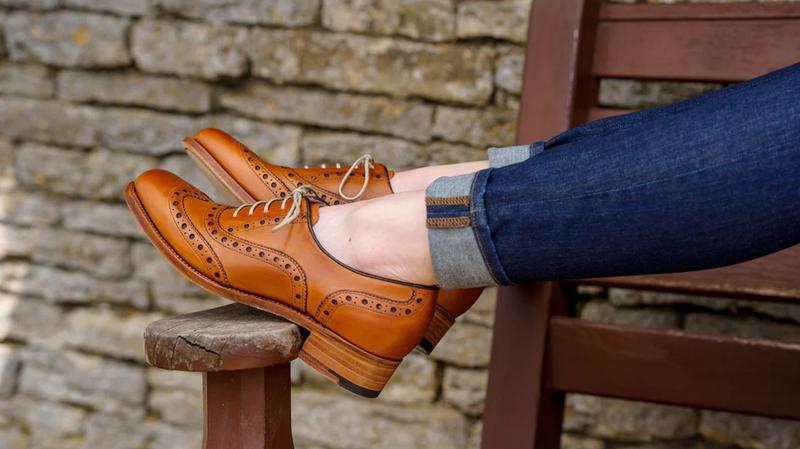 Nakon &scaron;to smo izgu&scaron;tali trend "tatinih tenisica" sti&zcaron;u nam "cipele za djedove". Evo nekoliko primjera