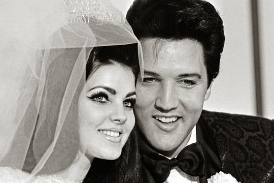 Elvis i Pricilla Presley