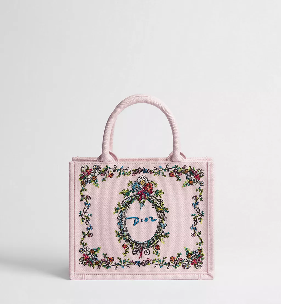  | Autor: Dior
