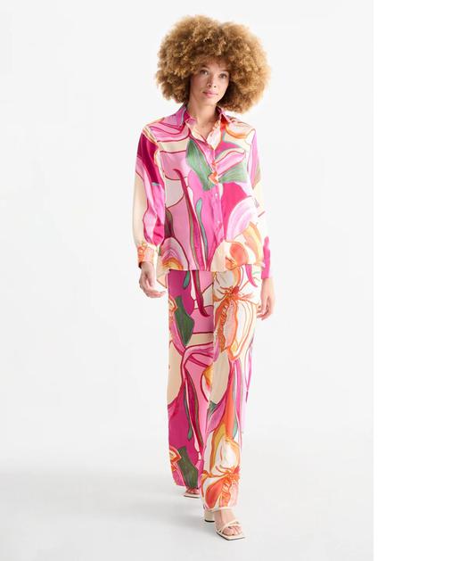 Roza boja se vratila, a ovo su najljepši C&A komadi u roza boji: haljine, trenirke, bluze, odijela...