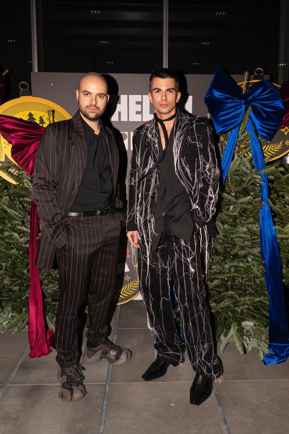  | Autor: Bojan Zibar/John Pavlish