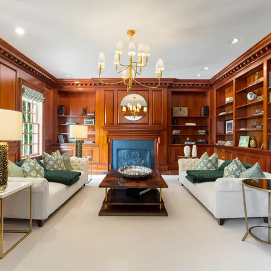  | Autor: Jon-Michael Sullivan