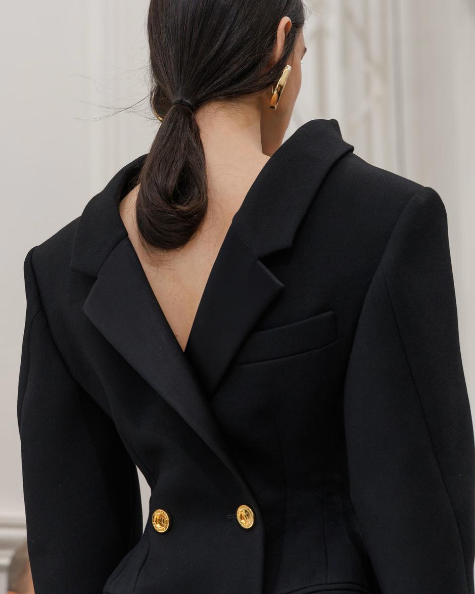  | Autor: https://www.givenchy.com