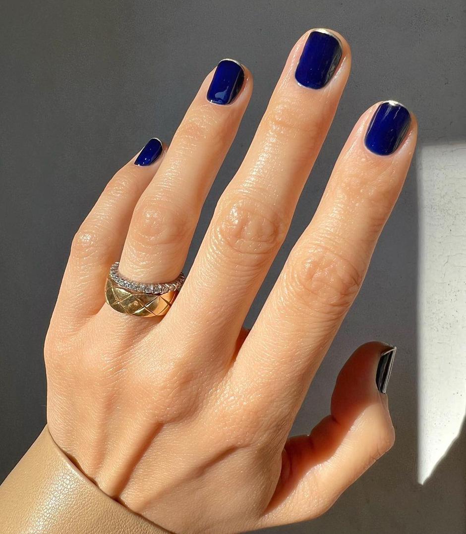 zimske boje lakova za nokte | Autor: Instagram @betina_goldstein