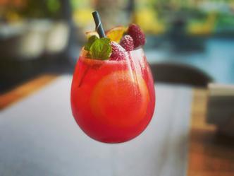 Peach Perfect Spritz