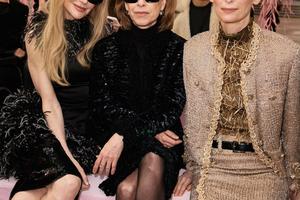 FOTO: Chanel Haute Couture revija oduševila je sve, pa i brojne celebrityje. Evo tko je sve došao