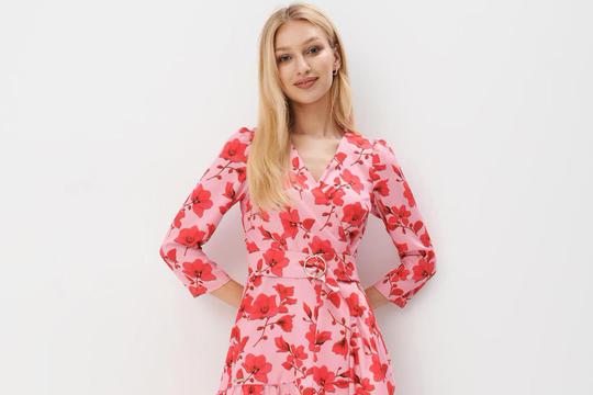 Foto: Mohito, kratka cvjetna haljina (prije 34,99 eura - sada 24,99 eura)
